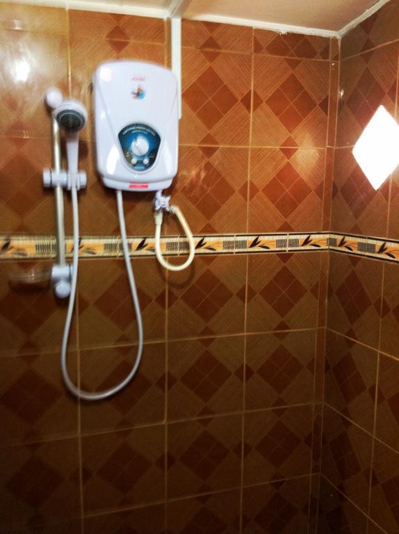 Nur Muslim Homestay At קוטה בארו מראה חיצוני תמונה