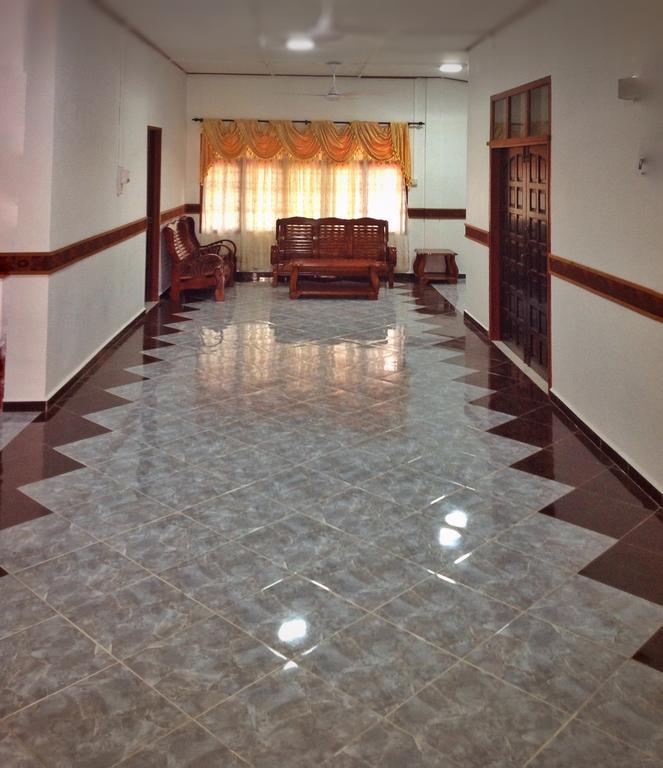 Nur Muslim Homestay At קוטה בארו מראה חיצוני תמונה