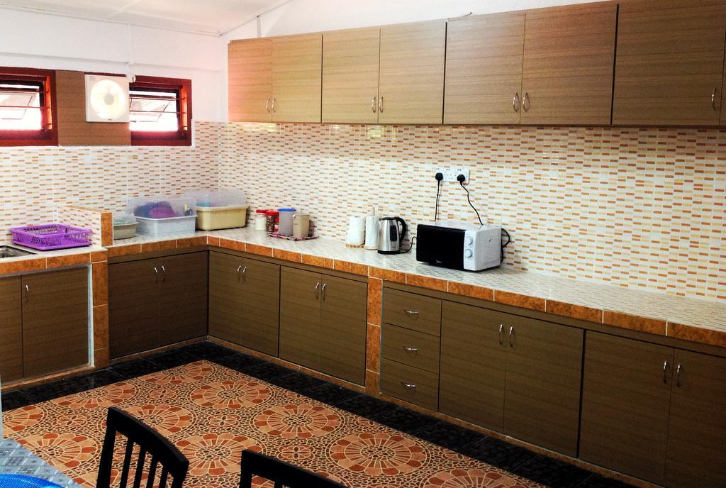 Nur Muslim Homestay At קוטה בארו מראה חיצוני תמונה